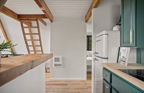 Arrowbear Lake Chalet De Esquí | Cozy Romantic A-Frame w/ Stunning Views Fireplace