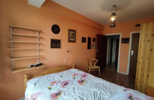 Zellik Casa | Cozy Room