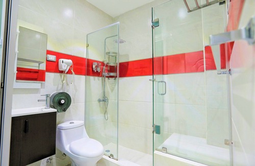 Santo Domingo Hotel | Cozy room for rent in RIG Puerto Malecon hotel