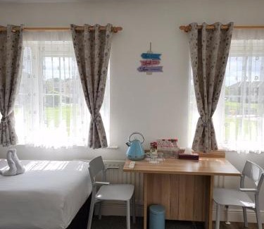 Tyrrelstown Casa | Cozy Room,Private Bathroom,Private Kitchynete