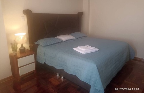 Puno Casa | Cozy room with TV and private bathroom
