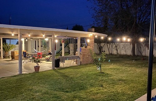 Taft Casa | Cozy RV 1Bedroom With Cali King bed, Double bunk beds, 1Bath, Private