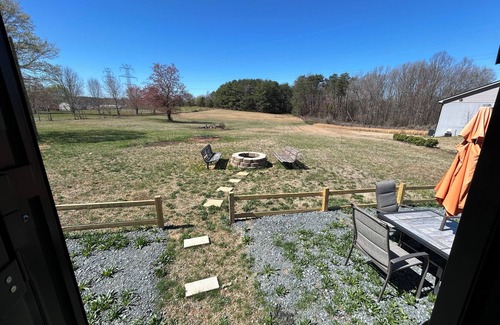 Winston - Salem Casa | Cozy RV in Pleasant Winston-Salem with AC, WiFi