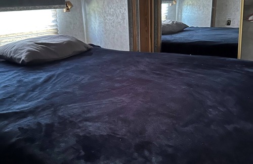 Wisdom Casa | Cozy RV in the Wilderness with AC and Heat!