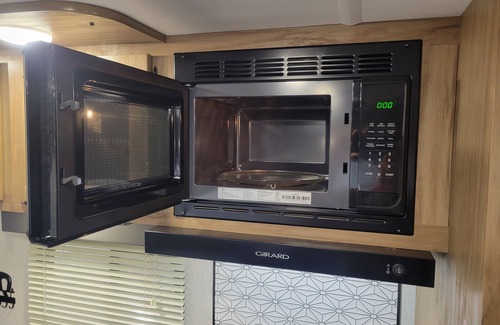 Nipomo Casa | Cozy RV with WiFi, AC and view in charming Nipomo