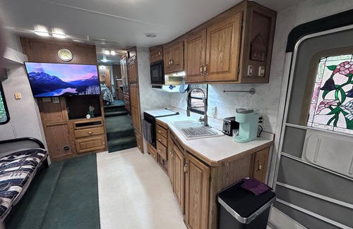 Aiken Casa | Cozy RV with WiFi and AC in charming Aiken
