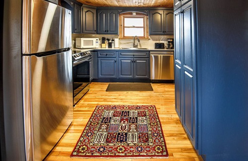 Guysborough County Casa | Cozy Seaside 3 Bedroom Cottage in Cole Harbour Village in Guysborough County