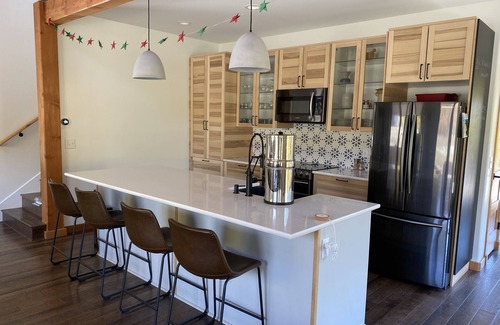 Salida Casa | Cozy, secluded home close to everything. 15 min to town and skiing.