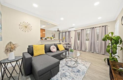 Alhambra Apartamento | Cozy & Serene ~ 12mins to Downtown LA
