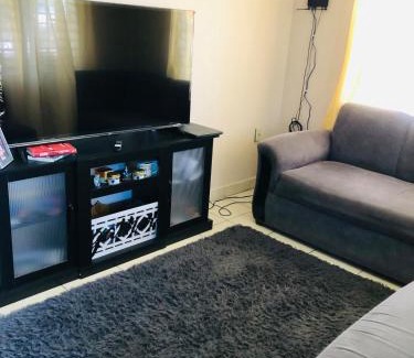 Belize City Apartamento | Cozy Shared Apartment With Host