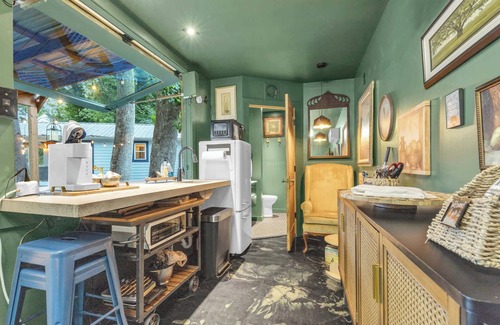 Greenville Cabina | Cozy Shipping Container - Relax by the River