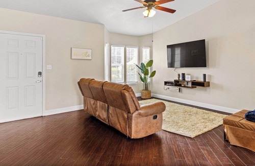 Pumpkin Center Casa | Cozy Silver Creek Luxury