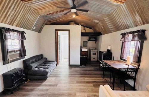 Stillwater Cabaña | Cozy single room cottage with private bathroom and kitchenette. Perfect Getaway