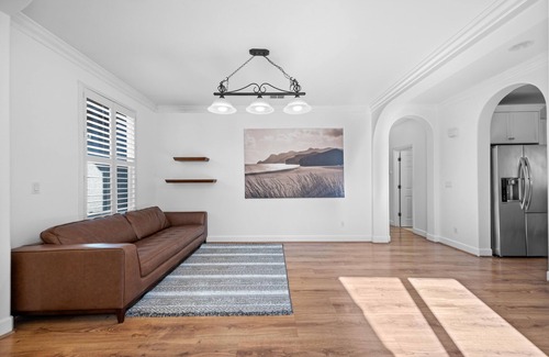Regency Park Casa | Cozy single story home, 9 mins from Sacramento International airport.