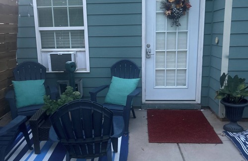 Riverdale Apartamento | Cozy Small Bedroom and Bathroom