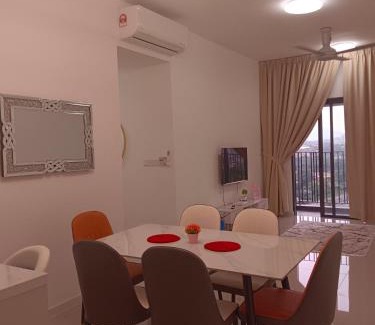 Kajang Apartamento | Cozy Southville Bangi Free parking Wifi Netflix