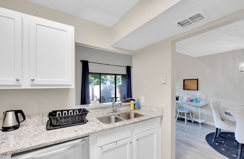 Arlington Apartamento | Cozy spacious 2 bedrooms 2 bathrooms near beach