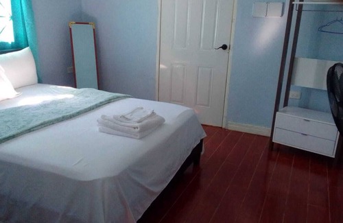 Spalding Casa | Cozy, Spacious 2 bedroom Townhouse in Spalding Manchester free Wi-Fi & Parking