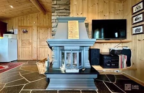 Ringsaker Casa | Cozy spacious cabin with sauna at Natrudstilen