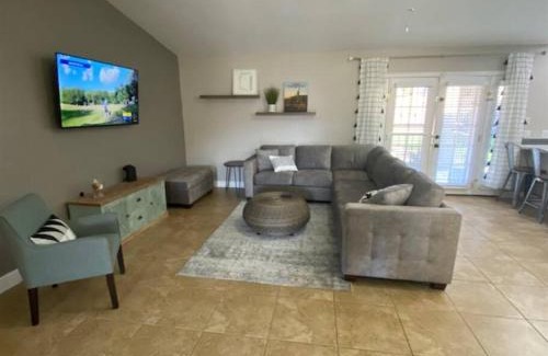Springer Ranch Casa | Cozy spacious house, pool heater, spa, firepit