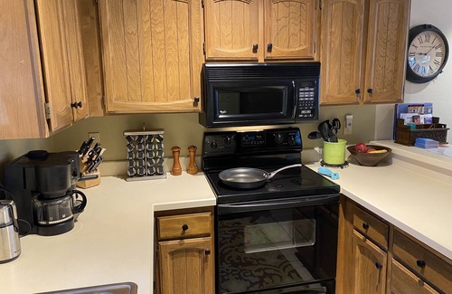 Mammoth Lakes Casa | Your High Sierra Basecamp - A pie de restaurantes / tiendas, piscina, jacuzzi, ideal para familias
