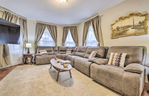 Memorial Square Apartamento | Cozy Springfield Apartment, Close to Parks!