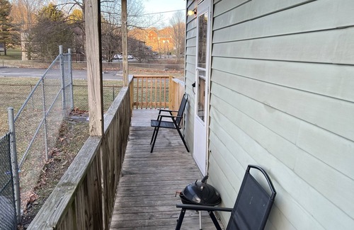 Bluewell Apartamento | Cozy Spurrier Unit 6 1 bed 1 bath Pets Welcome FREE WiFi