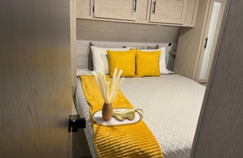 Las Vegas Otro | Cozy Stationary RV Getaway