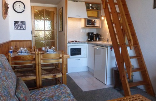 Saint-Hilaire-de-Riez Apartamento | Estudio con entreplanta, cerca de la playa, balcón y garaje en Saint-Hilaire-de-Riez