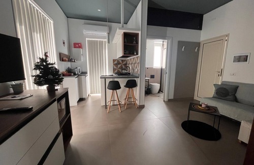Misilmeri Apartamento | Cozy studio apartment, furnished in modern vintage style, located in the center of town
