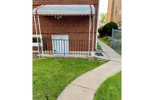 Park Ridge Apartamento | Cozy Studio Apartment minutes from O'Hare Airport.