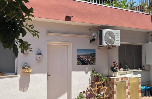 Bosa Historic Centre Apartamento | Cozy studio apartment center Bosa