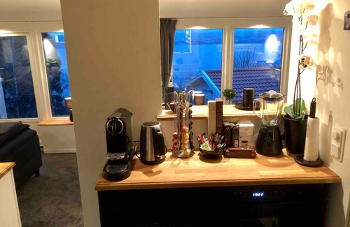 Lugnvik Apartamento | Acogedor apartamento tipo estudio con hermosa vista al mar y sauna