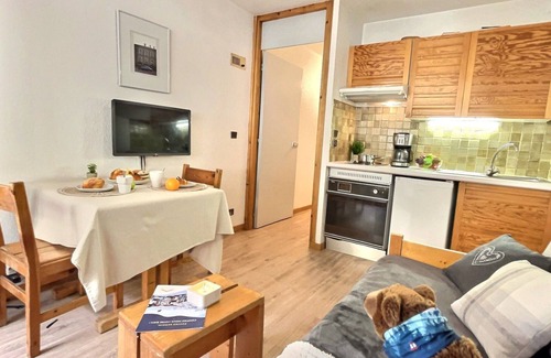 Val-d'Isere Apartamento | Estudio acogedor para 2 en Val-d'Isère, cerca del centro y pistas, acepta mascotas