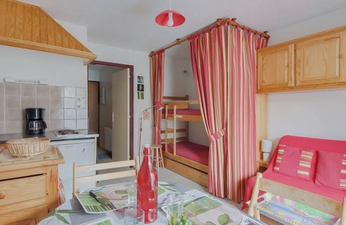 Esquieze-Sere Apartamento | Estudio para 4 personas con jardín y parking en zona tranquila