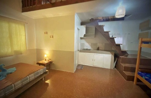Catangnan Casa | Cozy studio for group of friends or family in General Luna with WiFi and AC