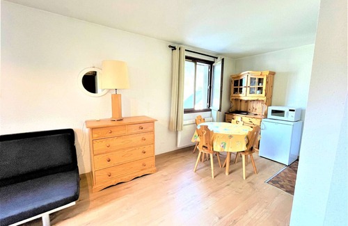 La Salle-les-Alpes Apartamento | Estudio con montaña, 4 plazas, cerca de pistas y comercios, La Salle les Alpes