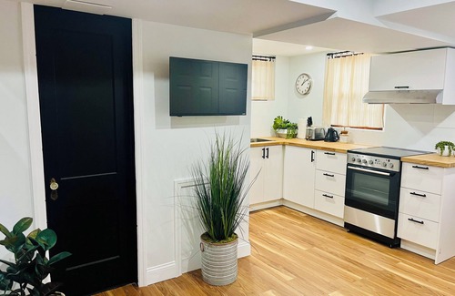 Twining Apartamento | Cozy studio in awesome Washington with WiFi access
