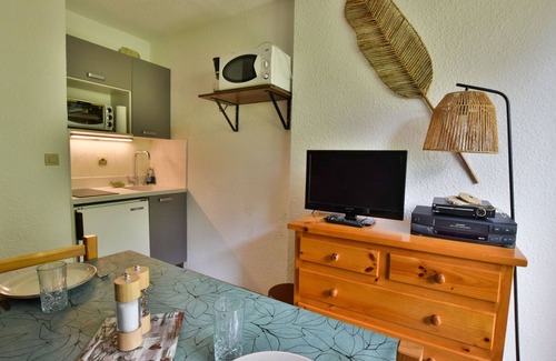 Bernex Apartamento | Estudio acogedor en Bernex con terraza y estacionamiento