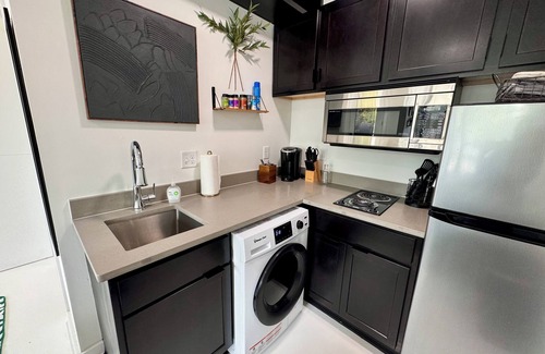 Midtown - Westport Apartamento | Cozy studio in charming Kansas City with AC, WiFi