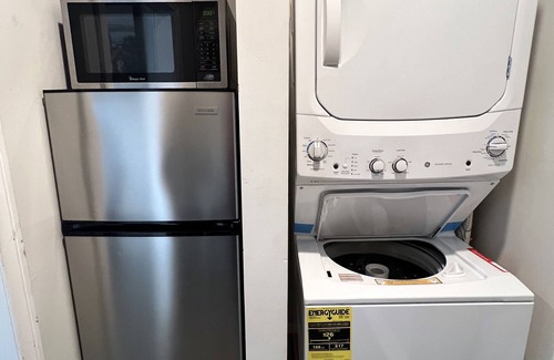 Lincoln Acres Apartamento | Cozy studio in fabulous Chula Vista with AC, WiFi, Washer and Dryer.
