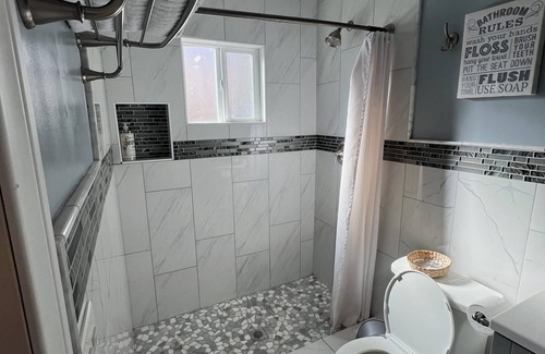 Lincoln Acres Apartamento | Cozy studio in fabulous Chula Vista with AC, WiFi, Washer and Dryer.