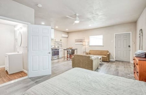 Raisin Casa | 4689 E Cambridge Studio Unit · Stylish Studio 89 Brand New from the floor up