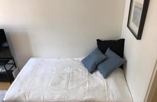 Lidingo Apartamento | Cozy studio in Larsberg
