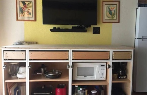 Queen Emmas Bluffs Apartamento | Cozy studio in welcoming Princeville with WiFi