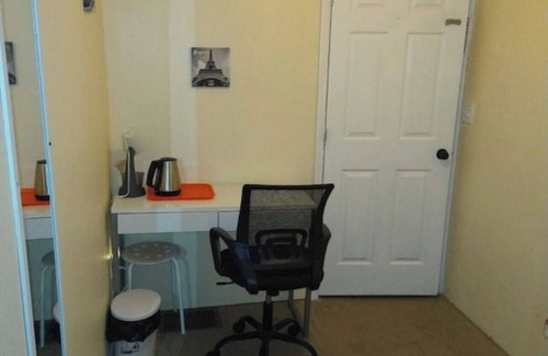 Northside Apartamento | Cozy studio in wonderful Jacksonville with AC, Working desk , WiFi