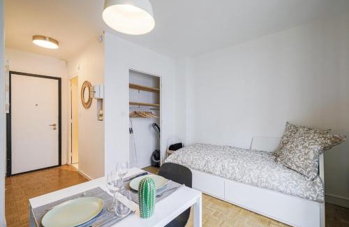Quartier Exposition-Bajatiere Apartamento | Cozy studio Le Nid Tranquille - All Equipped