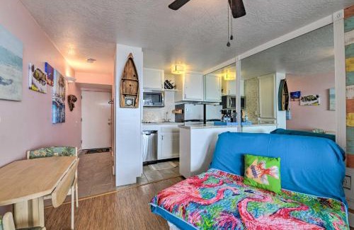 Ormond Beach Apartamento | Cozy Studio on Ormond Beach with Oceanfront Pool!