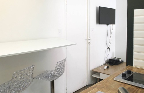 Faubourg-du-Roule Apartamento | Cozy Studio – Perfect for a Stay in Paris