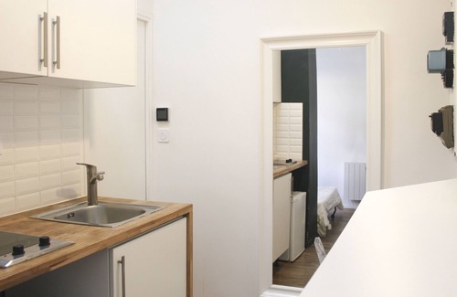 Faubourg-du-Roule Apartamento | Cozy Studio – Perfect for a Stay in Paris